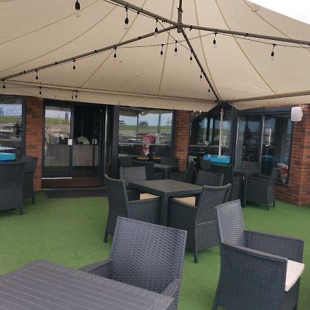 Chalet 135 - Clarach Bay Holiday Village Aberystwyth Bagian luar foto