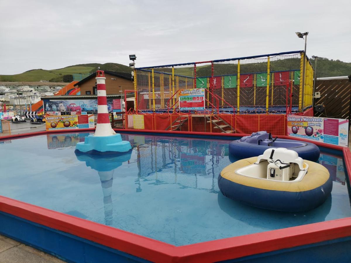 Chalet 135 - Clarach Bay Holiday Village Aberystwyth Bagian luar foto